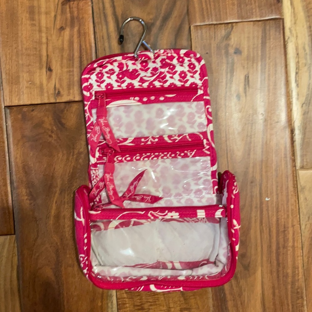 Vera Bradley small hanging jewelry bag organizer